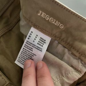 Khaki AE jeggings